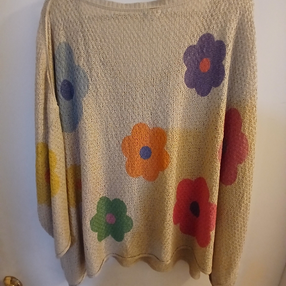 POL Oversized Henley flower sweater size M - Picture 3 of 7